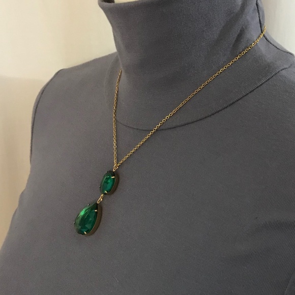 Witches of East End Handmade Replica of Wendy’s Teardrop Double Emerald Necklace - Picture 5 of 14